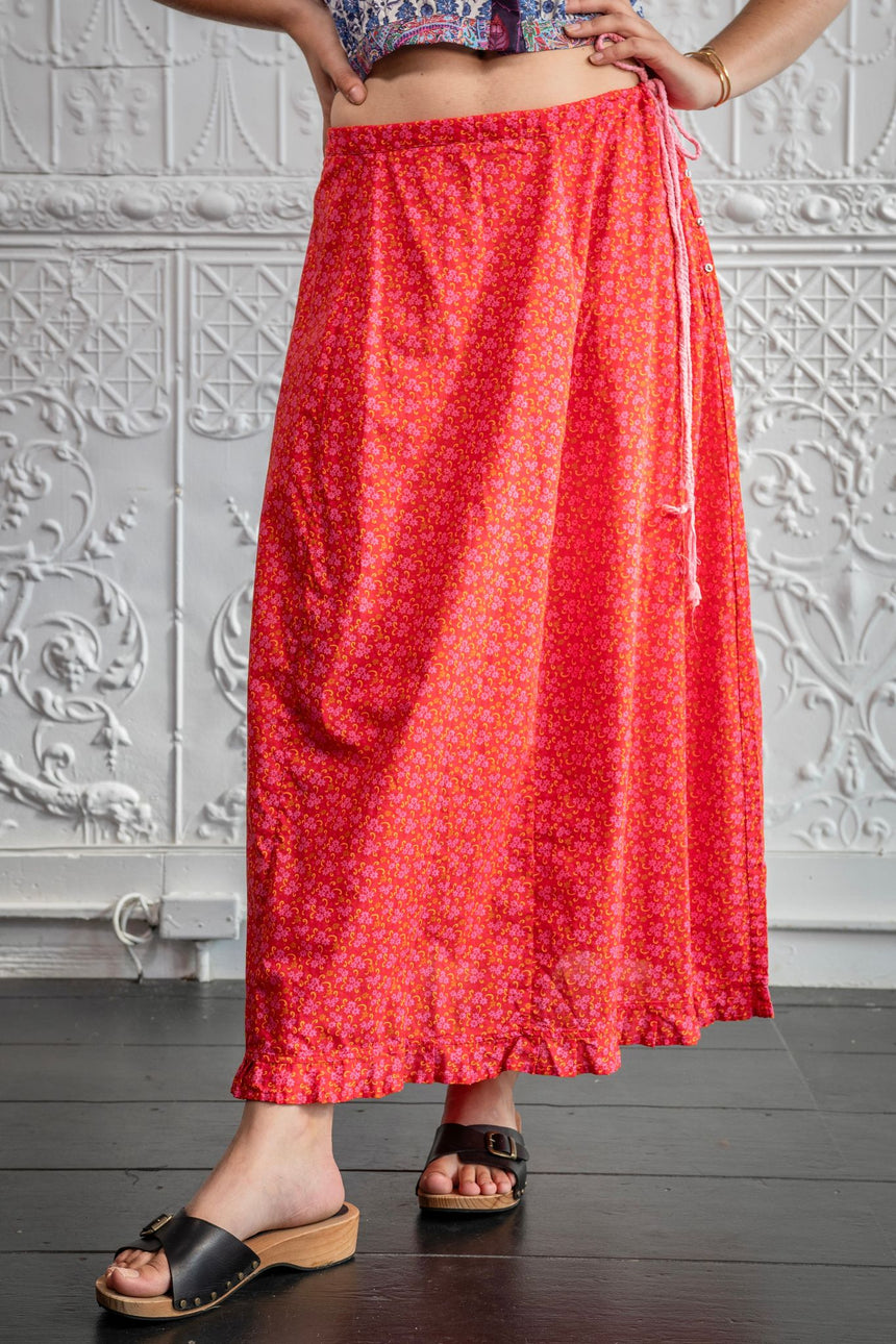 Paneled Skirt Cambric Print in Red Flower